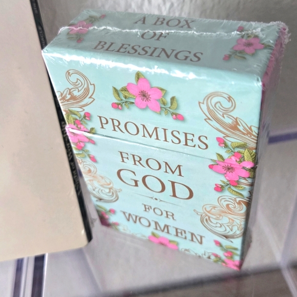 Brooklyn Tabernacle Choir + Women Promises from God - Picture 6 of 7